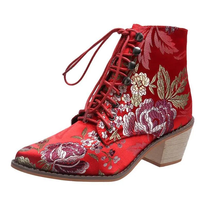 ComfortStep Hub Puntige neus Borduurwerk Etnische Laarzen Dames Lage Hak Pumps Platform Rode Laarzen Moderne Designer Laarzen Plus Size Banket Dames Schoenen 39