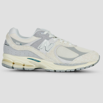 New Balance Lage Sneakers  2002