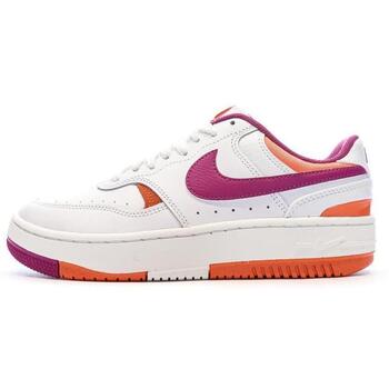 Nike Lage Sneakers  -