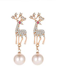 BERRYLOOK Christmas Diamond Elk Stud Earrings