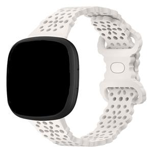 Strap-it Fitbit Sense 2 siliconen bandje met patroon (zand roze)