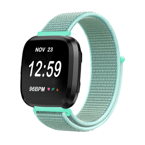 Strap-it Fitbit Versa nylon bandje (mint groen)