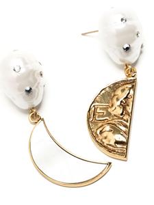 Erdem asymmetric pearl earrings - Goud