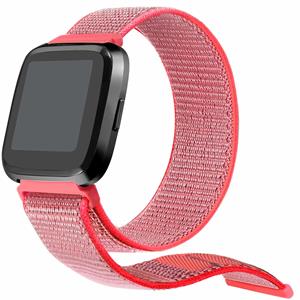 Strap-it Fitbit Versa nylon bandje (knalroze)