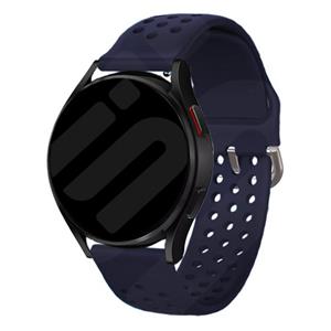 Strap-it Samsung Galaxy Watch 6 Classic 47mm siliconen bandje met gaatjes (donkerblauw)