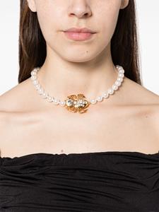 Alessandra Rich beetle-charm faux-pearl necklace - Beige