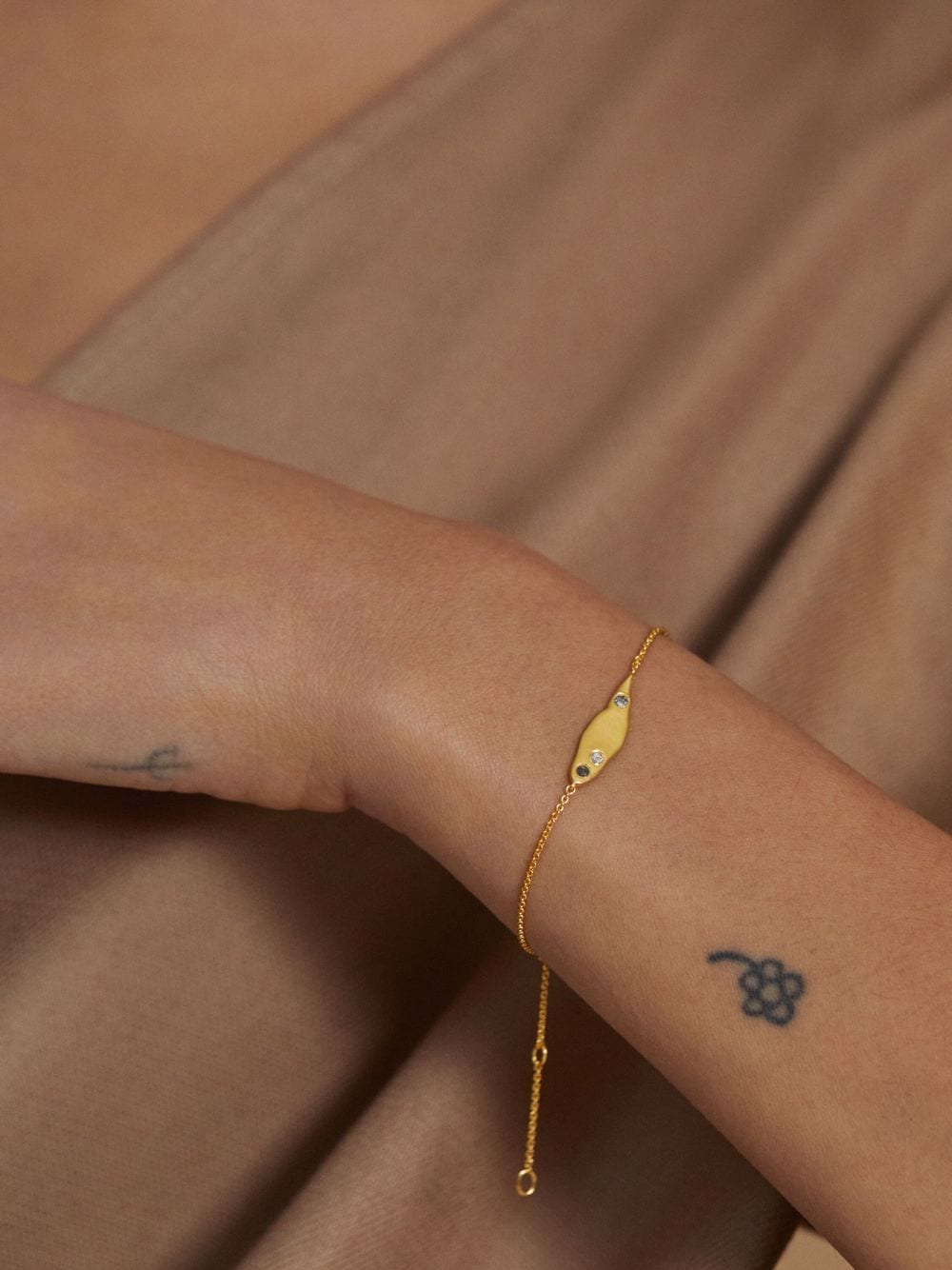 Monica Vinader Armband met diamant - Goud