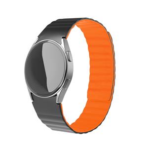 Strap-it Samsung Galaxy Watch 6 Classic 47mm magnetisch siliconen bandje (zwart/oranje)