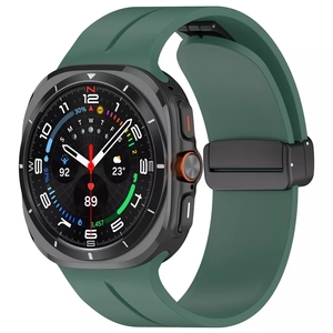 Strap-it Samsung Galaxy Watch Ultra sport band met D-buckle (donkergroen)