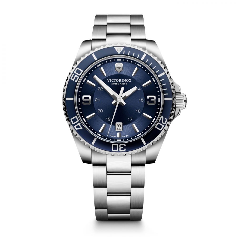 Victorinox maverick large quartz