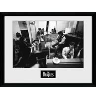 Fiftiesstore The Beatles: Studio Sgt. Peppers 30 x 40 cm Ingelijste Print