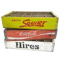 Fiftiesstore Set Van 3 Originele Houten Frisdrank Kratjes - Coca-Cola - Squirt - Hires