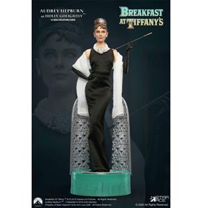 Fiftiesstore Breakfast at Tiffany's: Deluxe Audrey Hepburn 1:4 Scale Beeld
