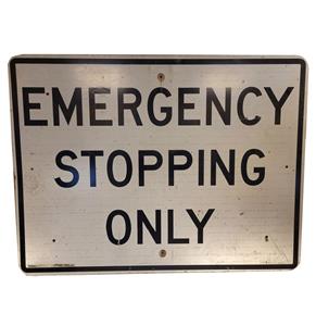 Fiftiesstore Emergency Stopping Only Metalen Straatbord - 123 x 92 cm