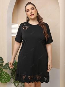 Rosegal Plus Size Hollow Out Scalloped Hem Solid A Line Dress