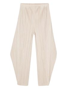 Pleats Please Issey Miyake pleated cropped trousers - Beige
