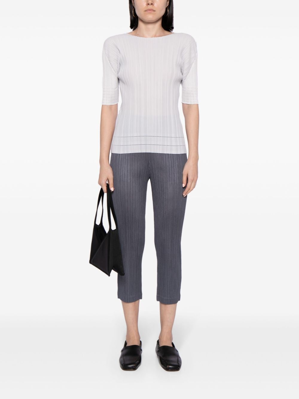 Pleats Please Issey Miyake Thicker pleated cropped trousers - Grijs