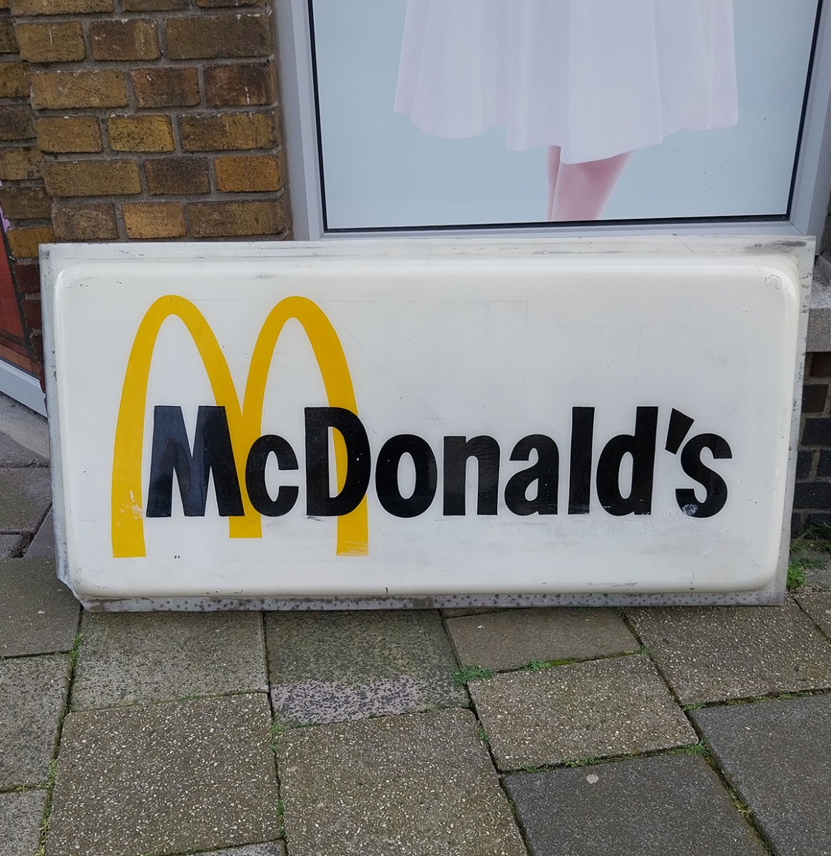 Fiftiesstore McDonald's Origineel Amerikaans Plastic Bord - 123 x 60cm