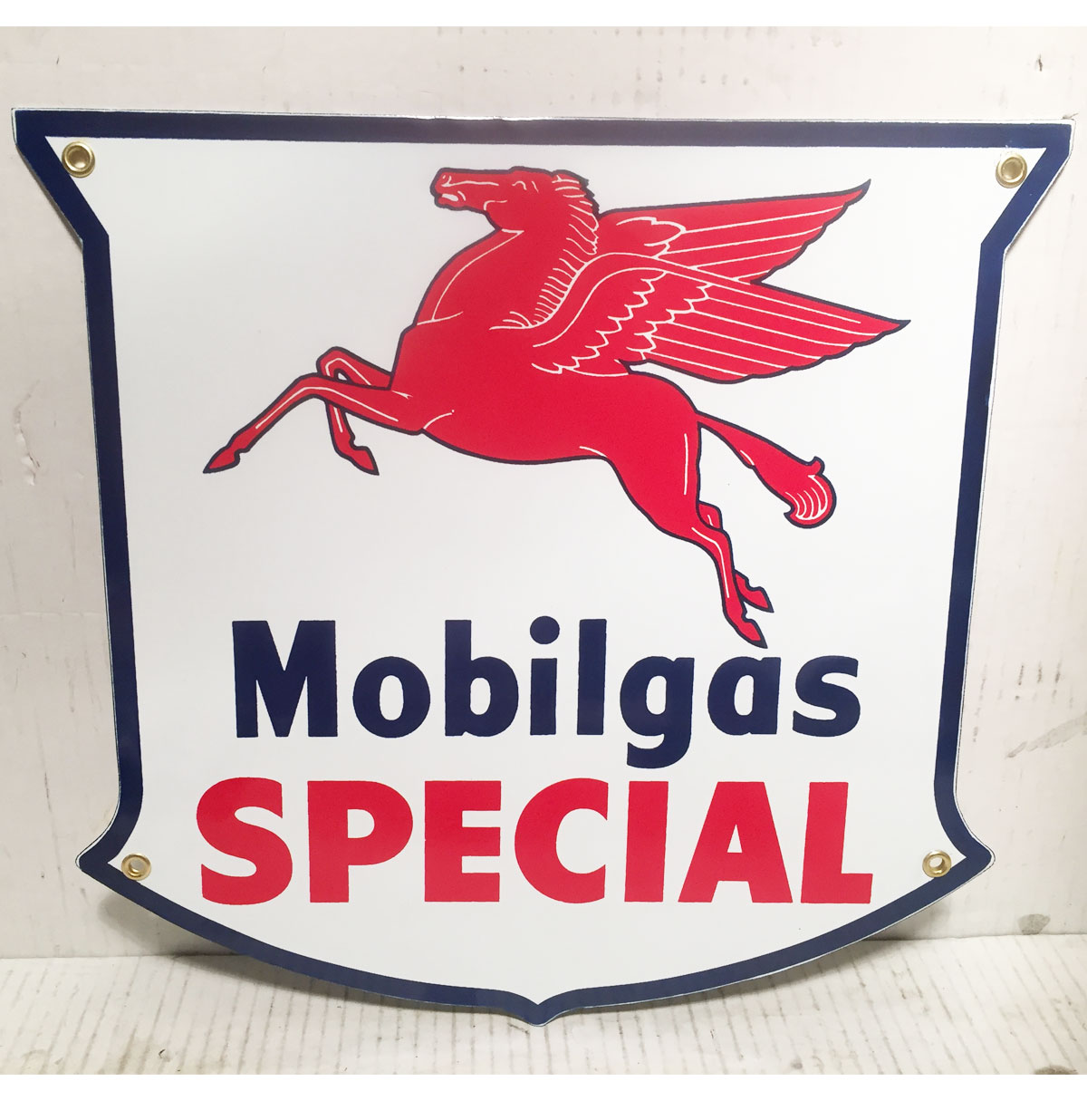 Fiftiesstore Mobilgas Special Pegasus Logo Emaille Bord Shaped