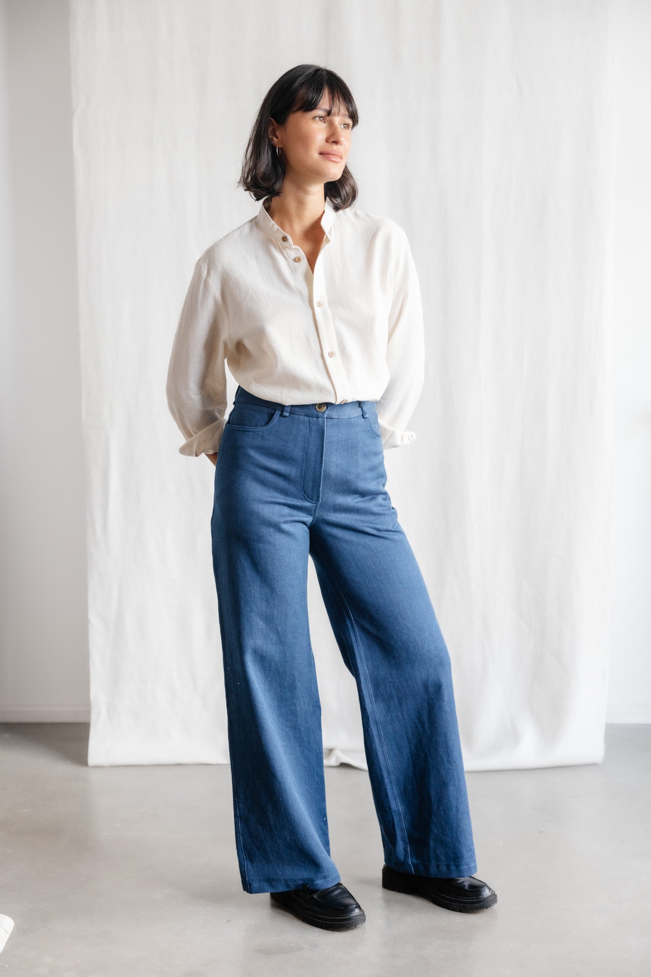 Jyoti Fair Works Damen vegan Hose Tushar Denim Blau