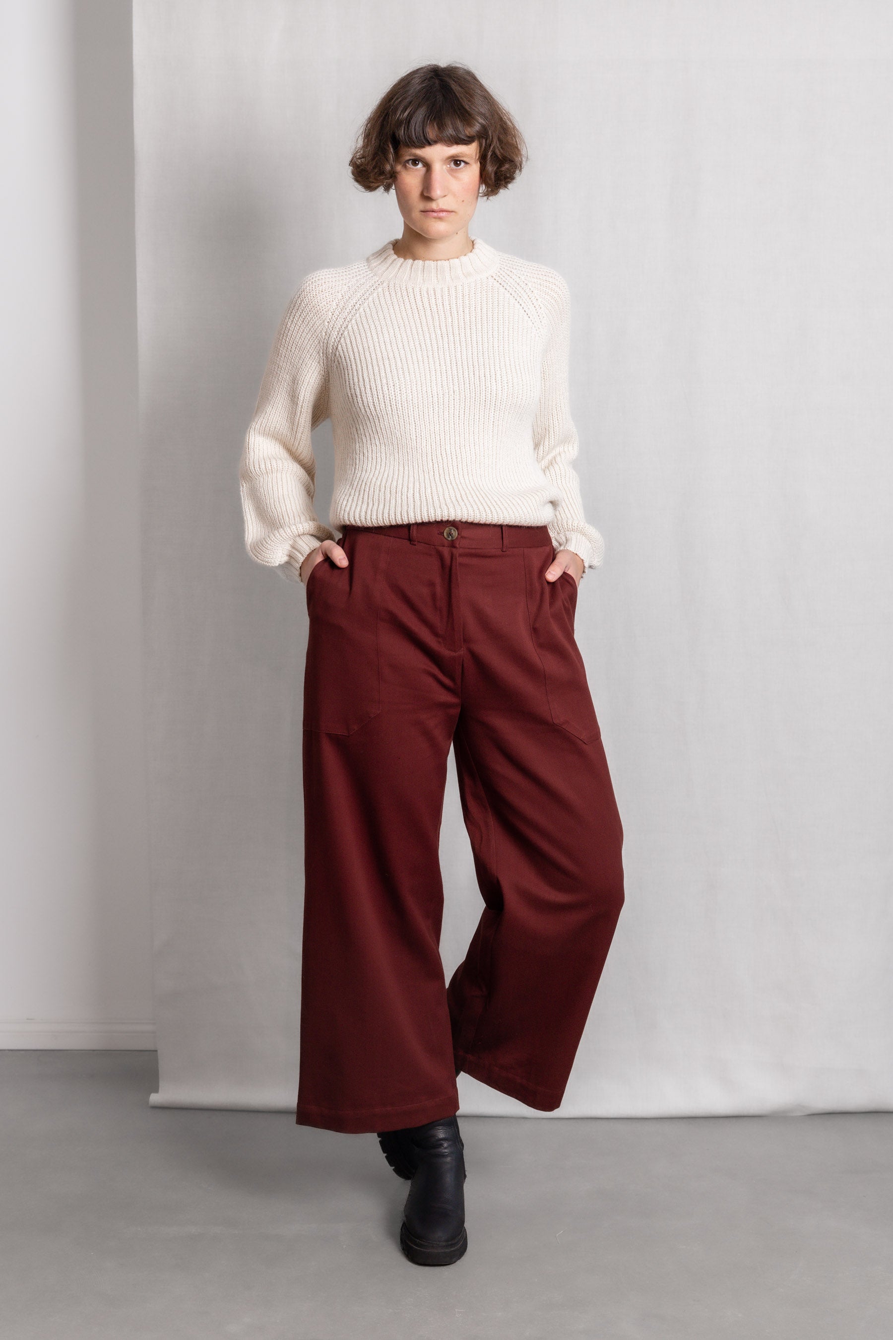 Jyoti Fair Works Damen vegan Hose Damini Henna Rot