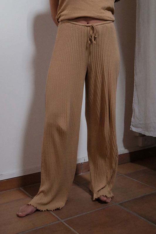 NÃ©nÃ©s Damen vegan Hose Emilie Haselnussbraun
