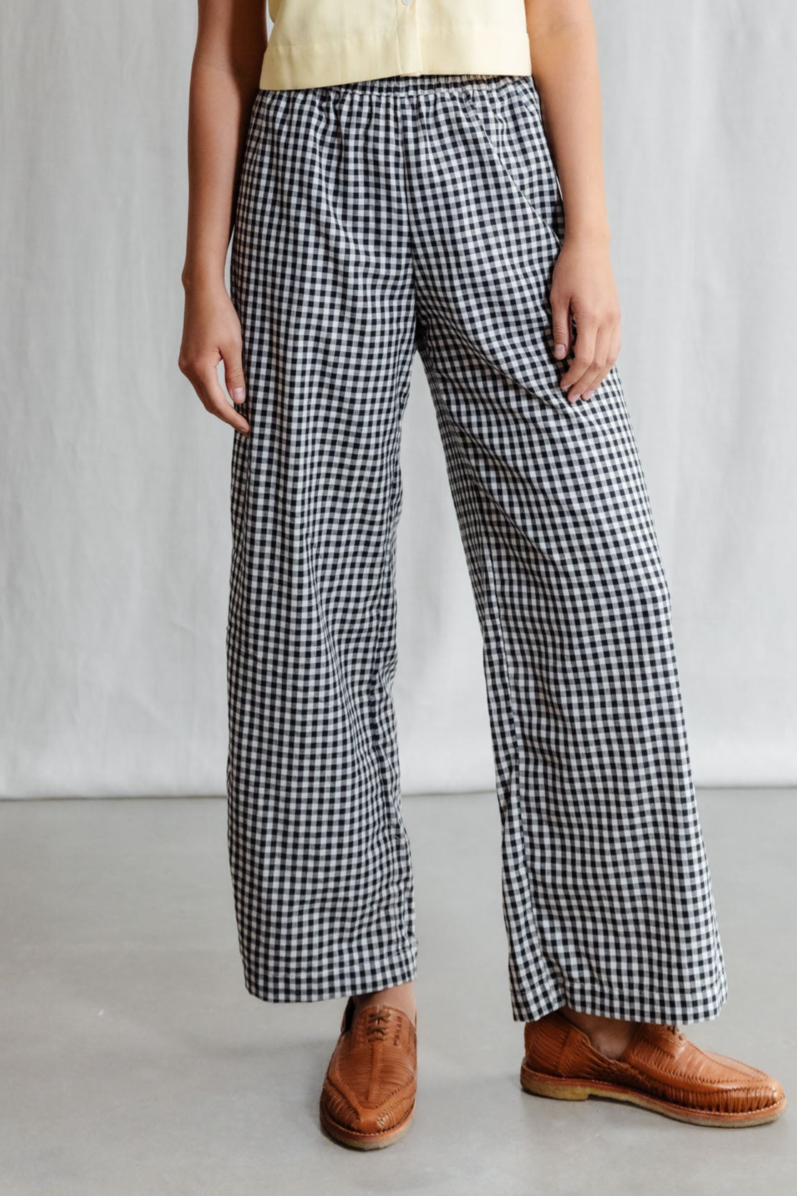 Jyoti Fair Works Damen vegan Hose Jayan Kariert Schwarz & WeiÃŸ