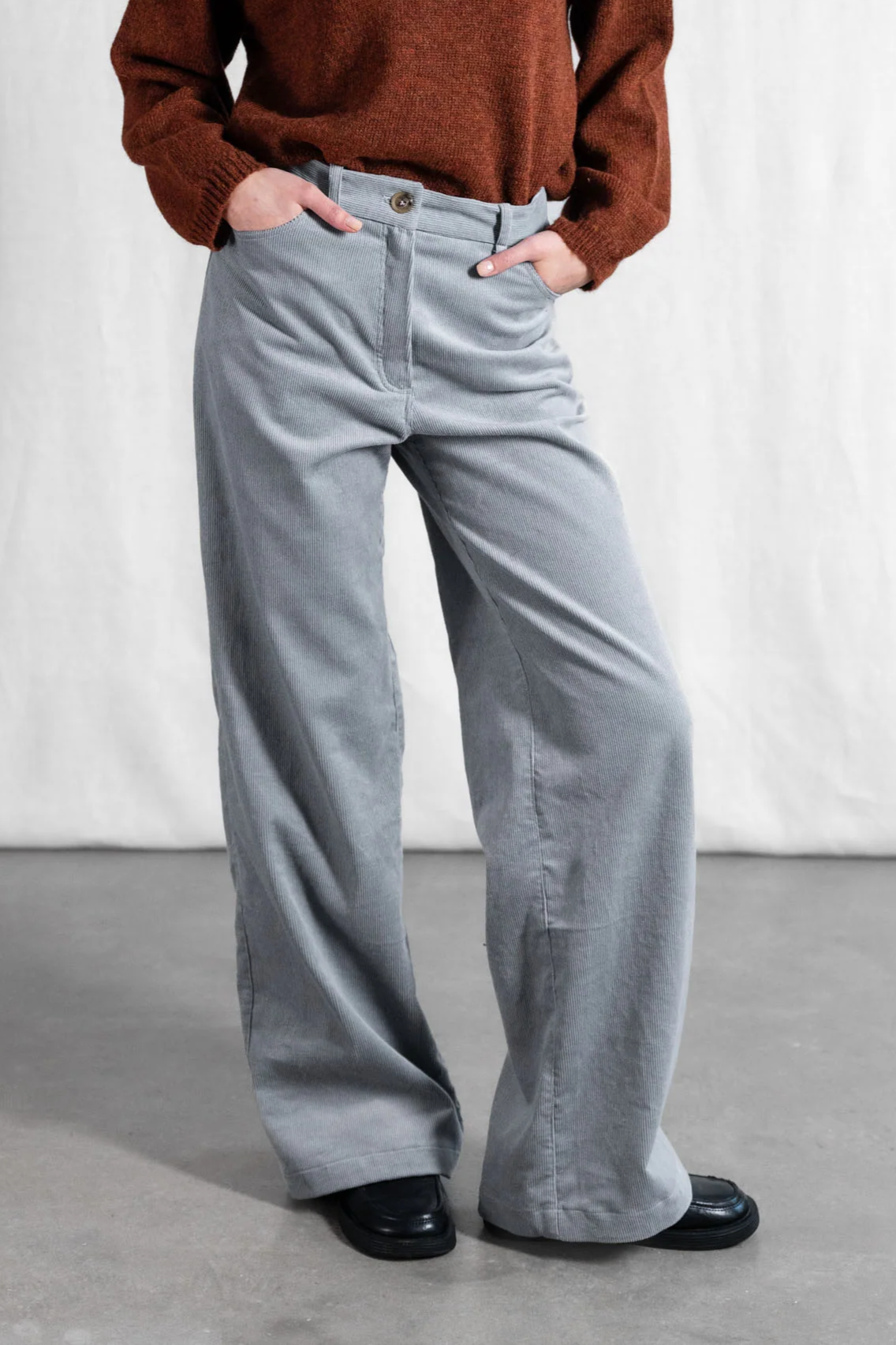 Jyoti Fair Works Damen vegan Hose Tushar Mist Blau/Grau