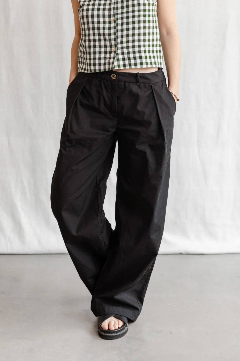 Jyoti Fair Works Damen vegan Hose Meghana Schwarz