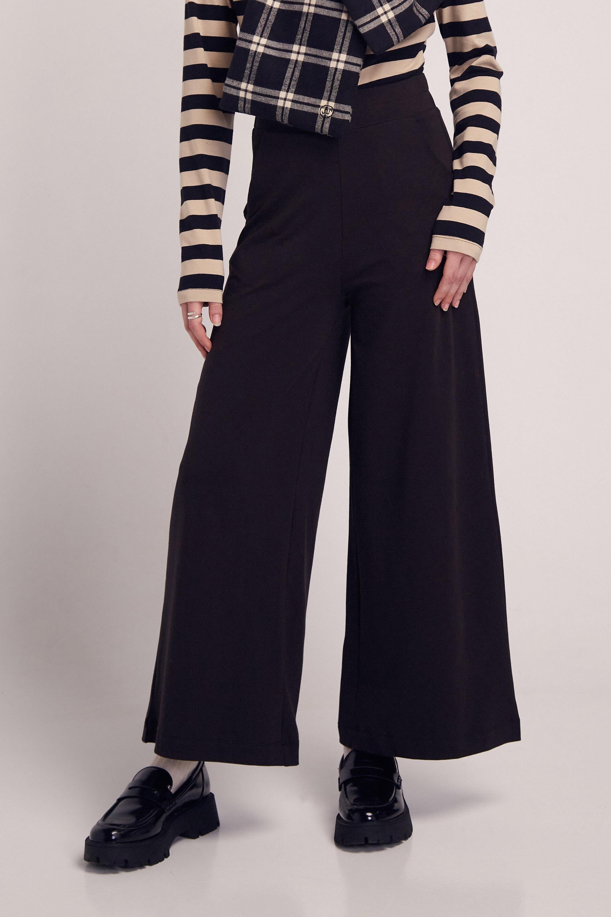 SUITE13LAB Damen vegan Hose Palau Schwarz