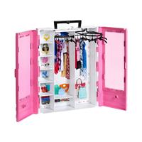 barbie Ultimate Closet w/6 hangers (GBK11)