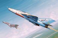 trumpeter MiG-21UM Fighter