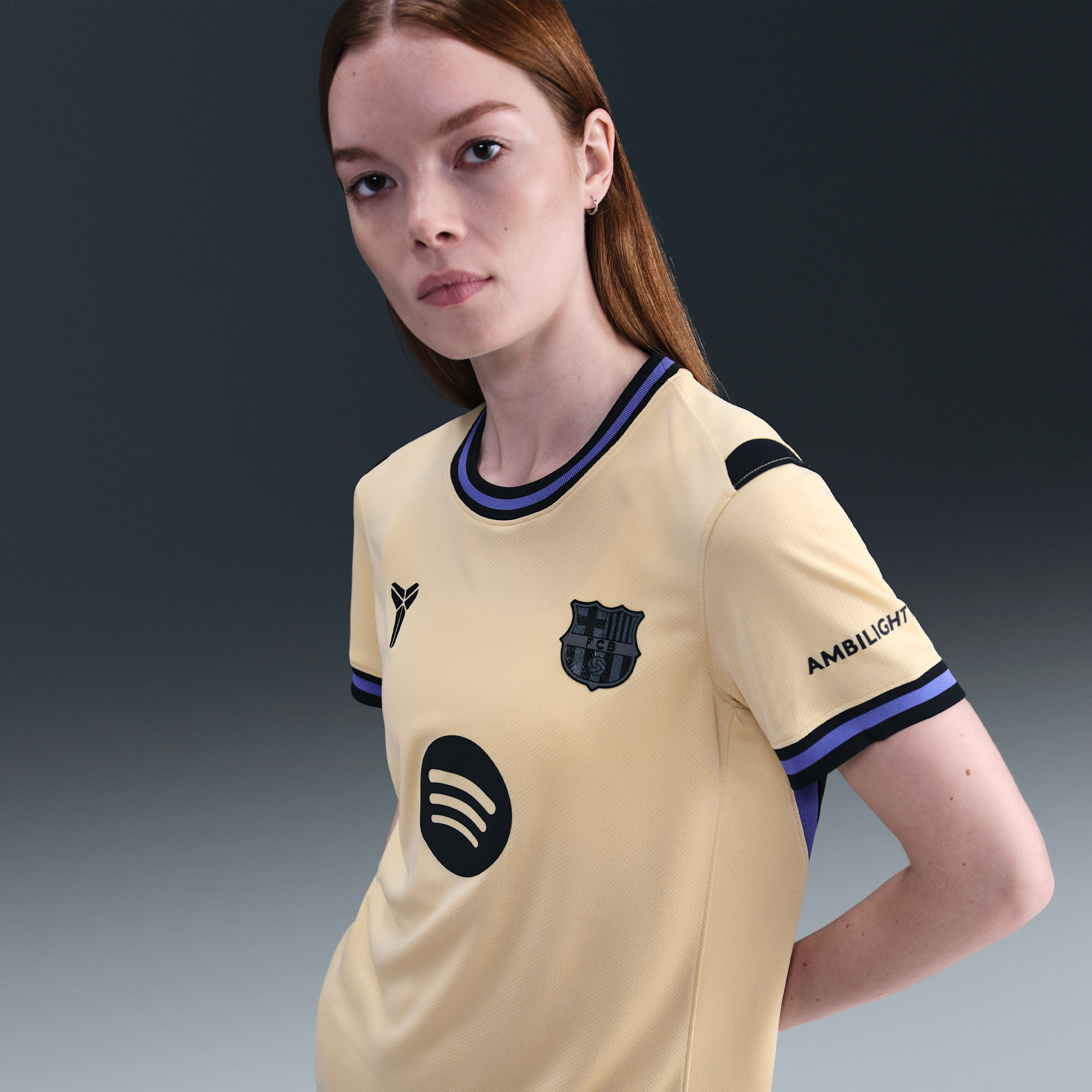 Nike FC Barcelona 2025/26 Stadium Uit Kobe replicavoetbalshirt met Dri-FIT voor dames - Bruin