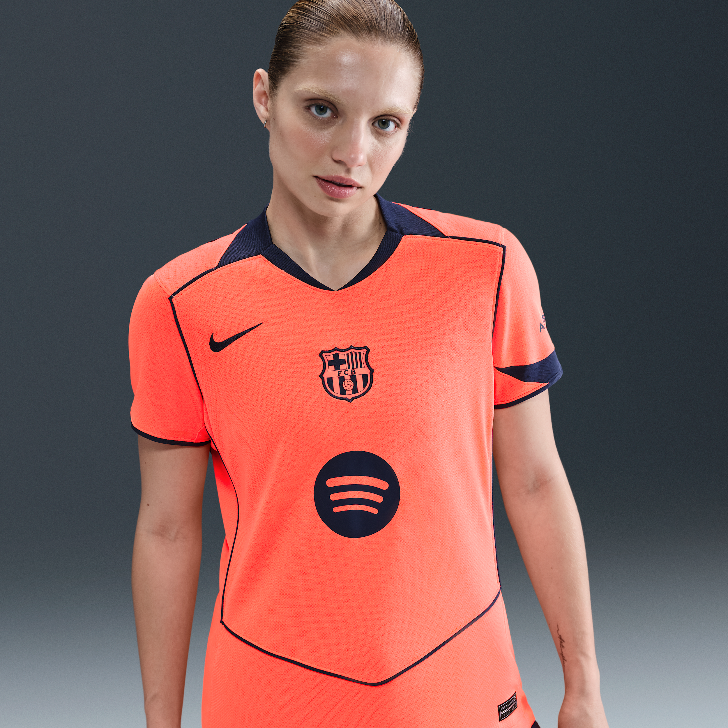 Nike FC Barcelona 2025/26 Stadium Derde  Total 90 replicavoetbalshirt met Dri-FIT voor dames - Oranje
