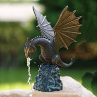 Gartentraum.de Bronze Drachenfigur auf Felsen als Wasserspeier - Drache Regnar