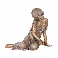 Gartentraum.de Limitierte Bronzeskulptur Frau mit Rose - Julieta / Bronze braun