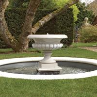 Gartentraum.de Gartenbrunnen Komplettset Springbrunnen - Toratio Fontani / Portland weiß / flacher Beckeneinsatz