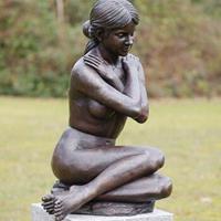 Gartentraum.de Bronze Gartenskulptur mit nackter Frau - Valleria