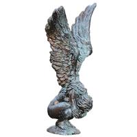 Gartentraum.de Romantischer Gartenengel hockend aus Stein - Mercuria / 114x49cm (HxB) / Bronze