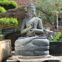 Gartentraum.de Klassische Buddha Gartenfigur aus Naturstein / 75 cm