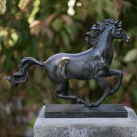 Gartentraum.de Galoppierendes Pferd als Bronze Tierfigur - Ramiro