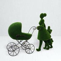 Gartentraum.de Gartenfigur Mutter mit Kind & Kinderwagen - Topiary - Finnja