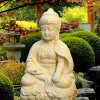 Gartentraum.de Buddha Gartenskulptur sitzend - Panna / Sand