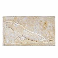 Gartentraum.de Steinguss Relief für die Wand mit verletztem Panther - Mazi / Antikgrau