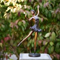 Gartentraum.de Kleine Deko Bronzefigur einer Tänzerin - Ballerina Viviana