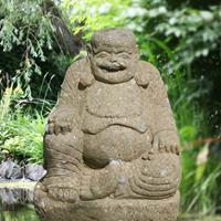 Gartentraum.de Lachender Buddha Kajjali als Steinfigur handbehauen / 60 cm