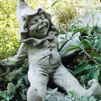 Gartentraum.de Steinguss Gartenwichtel Figur - Jimmy