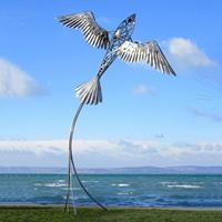 Gartentraum.de Besondere Flugzeug Gartenplastik groß aus Metall mit Vogelflügeln - Vogelflugzeug / Edelstahl