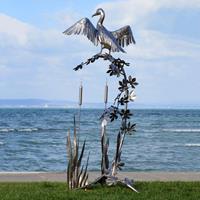 Gartentraum.de Komoran Vogelfigur sitzt auf Schilf - Metallskulptur aus Handarbeit - Komorona / Edelstahl