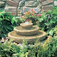 Gartentraum.de Kleiner Gartenspringbrunnen aus Stein - Ardenne / 81,5 cm